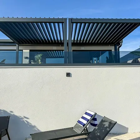 Apartman Vista Azura - Sea View & Private Jacuzzi *