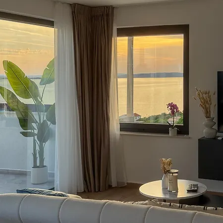 Apartman Vista Azura - Sea View & Private Jacuzzi *